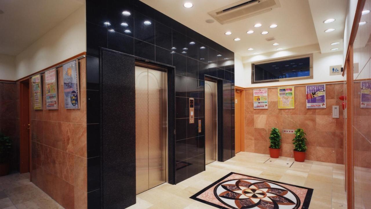 Toyoko Inn Tokyo Ikebukuro Kita-Guchi No.1 Extérieur photo