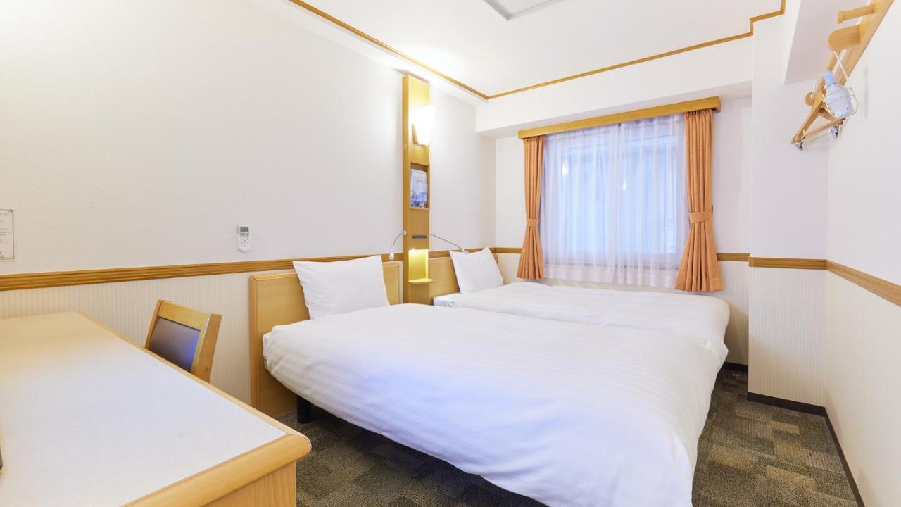 Toyoko Inn Tokyo Ikebukuro Kita-Guchi No.1 Extérieur photo