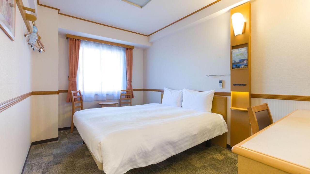 Toyoko Inn Tokyo Ikebukuro Kita-Guchi No.1 Extérieur photo