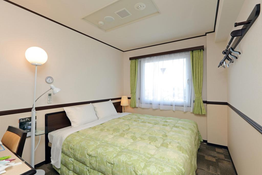 Toyoko Inn Tokyo Ikebukuro Kita-Guchi No.1 Extérieur photo